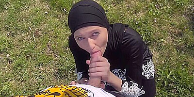 Hot Outdoor Muslim Fuck - Stacy Cruz