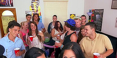 Rachel Starr & Jessica Bangkok & Lun - Teaser Video