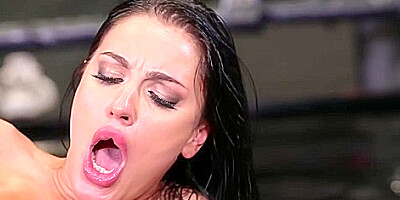 Xxx Throwdown Round 2 With Kira Queen, Honey Demon And Kitana Lure