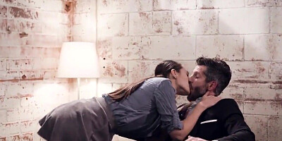 Unfaithful wife gets penetrated in the office