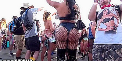 Big Bum Public Hot Ass