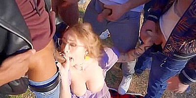 Voluptuous Angel Youngs Breathtaking Outdoor Gangban