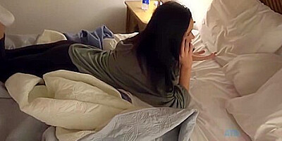 Zoe Bloom In Zoe Is Distracted By Your Cock While On The Phone