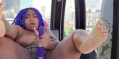 Thick Blue Hair Squirting On The Ferris Wheel