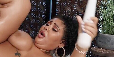 Hung Guy Seduced By Black Bbw Simone Richards