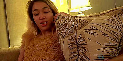 Aria Skye Meets You For The First Time In Hawaii!