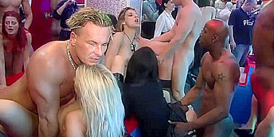 Extreme Speed Dating 4 - Cam 3 - Christina Lee, Villa And Cabiria