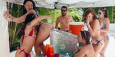 Alex Blake, Kara Lee Spring Break Beach House Party 2 / 02.4.2018