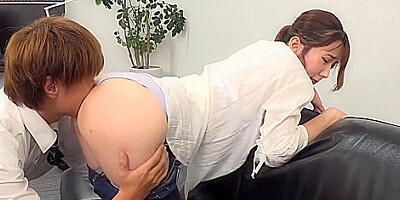 [mrhp-017] The Secretary Has An Ass So Big That I Cant Stand It! No Matter If Shes A Married Woman Or Not, She Fucks Under The Presidents Orders!