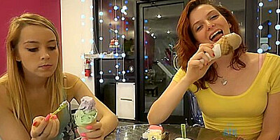 Emma Evins And Alexia Gold In Two Girls Eat Ice Cream Then Take A Bath In Sarasota