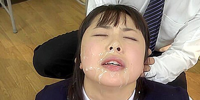Sexy Gets A Facial At School - Tomoyo Isumi