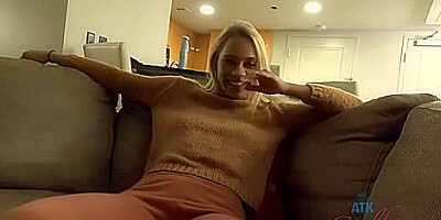 Khloe Is Excited To Meet You In Vegas - Khloe Kapri