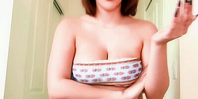 Valentina Jewels, Johnny The - Shelter-in-pussy