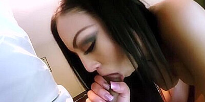 Latina Babe Karissa Kane Epic Blowjob