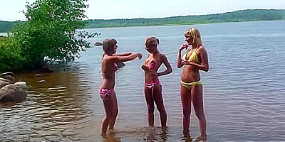 Hannah, Rebeka Akesson And Eric In student 18+ Sex Friends On A Picnic