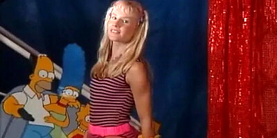 Cute teen doing anal, fisting, squirting