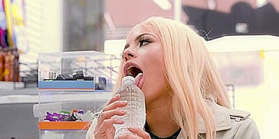 Luna Star, Sean Lawless How Convenient! / 9.5.2017