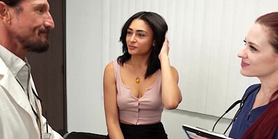 Vanessa Moon went to the doc to get inseminated