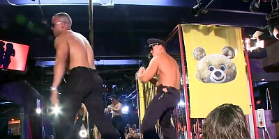 Horny women are sucking the dicks of the strippers