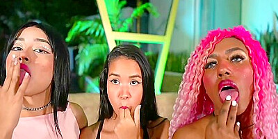 Practicing Sex With Dildos With My Friend Ggmansion