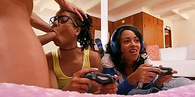 Appetizing Gamer Girls Jaw-dropping Sex Clip