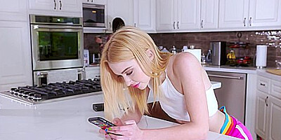 Crazy Xxx Video Blonde Exotic Full Version - Chloe Cherry And Sheena Ryder