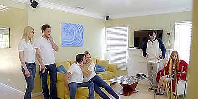 Freaky Family - With Jasmine Delatori And Carmen Caliente