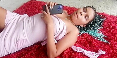 My Best Friend Has Always Liked Me And I Dont Know How To Seduce Her But Im Going To Try