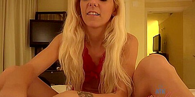 Halle Von - Creampie Halle After Getting So Turned On By Her Petite Body