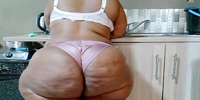 Gigantic Massive African Ass So Freaking Juicy 1080p