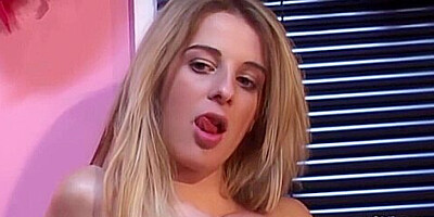 Mia Hilton In Stop That Noise