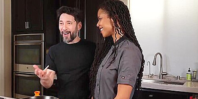 New Kira Noir Americas Kira Noir Is Tormented And Fucked (03-03-2023)