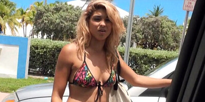 Blonde teen Valentina ripped in the car