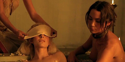 Movie stars show off titties in the bathroom