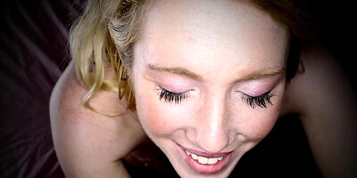 A chick with a hairy pussy is doing anal sex before the camera