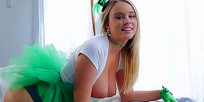 Tiny St. Pattys Day With Alexis Adams