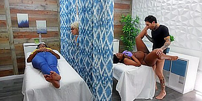 Small Hands, Barbie Crystal, Ava Sinclaire - Fucking The Fertility Clinic Nurses: