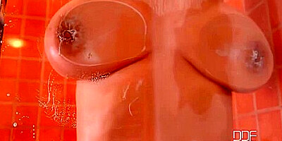 Sandra Milka - Wetting The Jugs: Busty Spanish Babe With Natural Tits Takes A Shower
