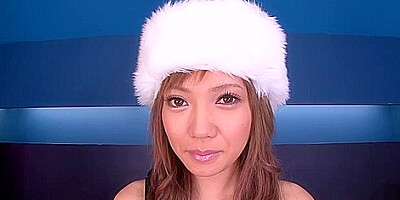 Japanese Girl Gets Pussy Pleasured With A Vibrator
