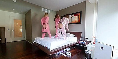 Slumber Party - Richie Black, Liza Rowe And Shyla Ryder