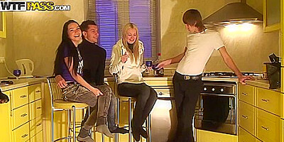 Kitchen Amateur Sex Video With Ilya And Cindy Jays