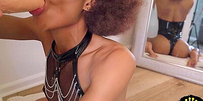 Princesshaze Celebrates The Start Of Summer With A Blow Job- Cum In Mouth