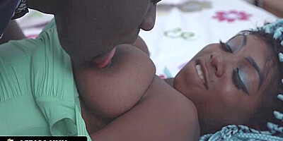 Flashy Dames Brunette Porn