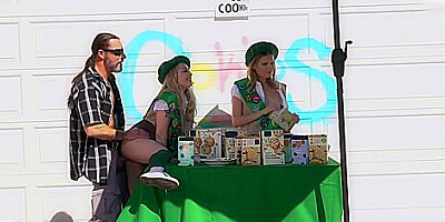 Skeet Scoutz Cookiez With Haley Spades And Coco Lovelock