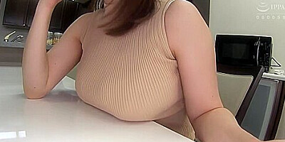 I Met My Girlfriend In A Tight Suit For The First Time In Years