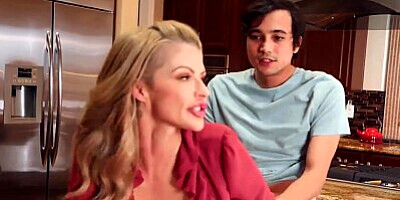 Brazzers - Busty MILF Joslyn James gets fucked hard by her sons friend