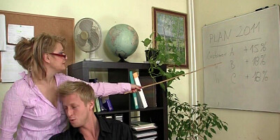 Boss takes pity on employee and gets fucked