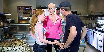 Ella Hughes, Kayla Green, Danny D Fries With That Fuck / 27.6.2017