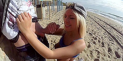 Blondie Fesser - Big Booty Slammed Out In Public