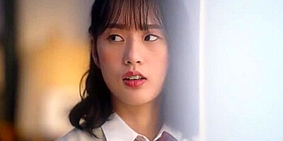 The Cute Girl Tried Sex For The First Time On Campus When She Was A student 18+ And Sex On The Desk Could Also Orgasm And The Youn